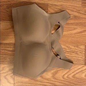Lululemon sports bra!! Almost brand new